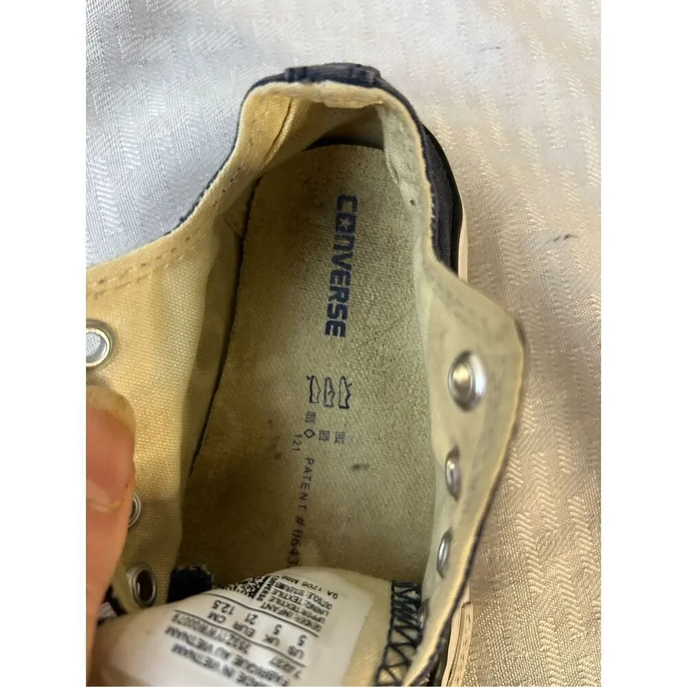 Converse‎ all star infant sneakers size 5 navy no laces
